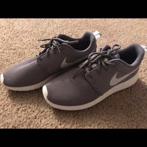 Grey/white Nike Roshe size 6.5